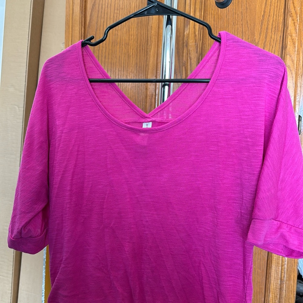 No Boundaries XL pink top